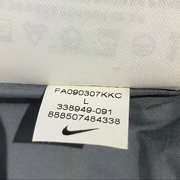 Nike Golf Gray Hoodie Sweater with lining zip up - Picture 12 of 15
